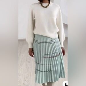 Carven Mint Green Pleated A-Line Skirt